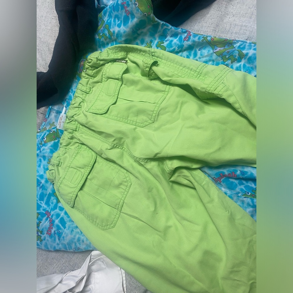 Koi scrubs green pants size small fits more like a medium